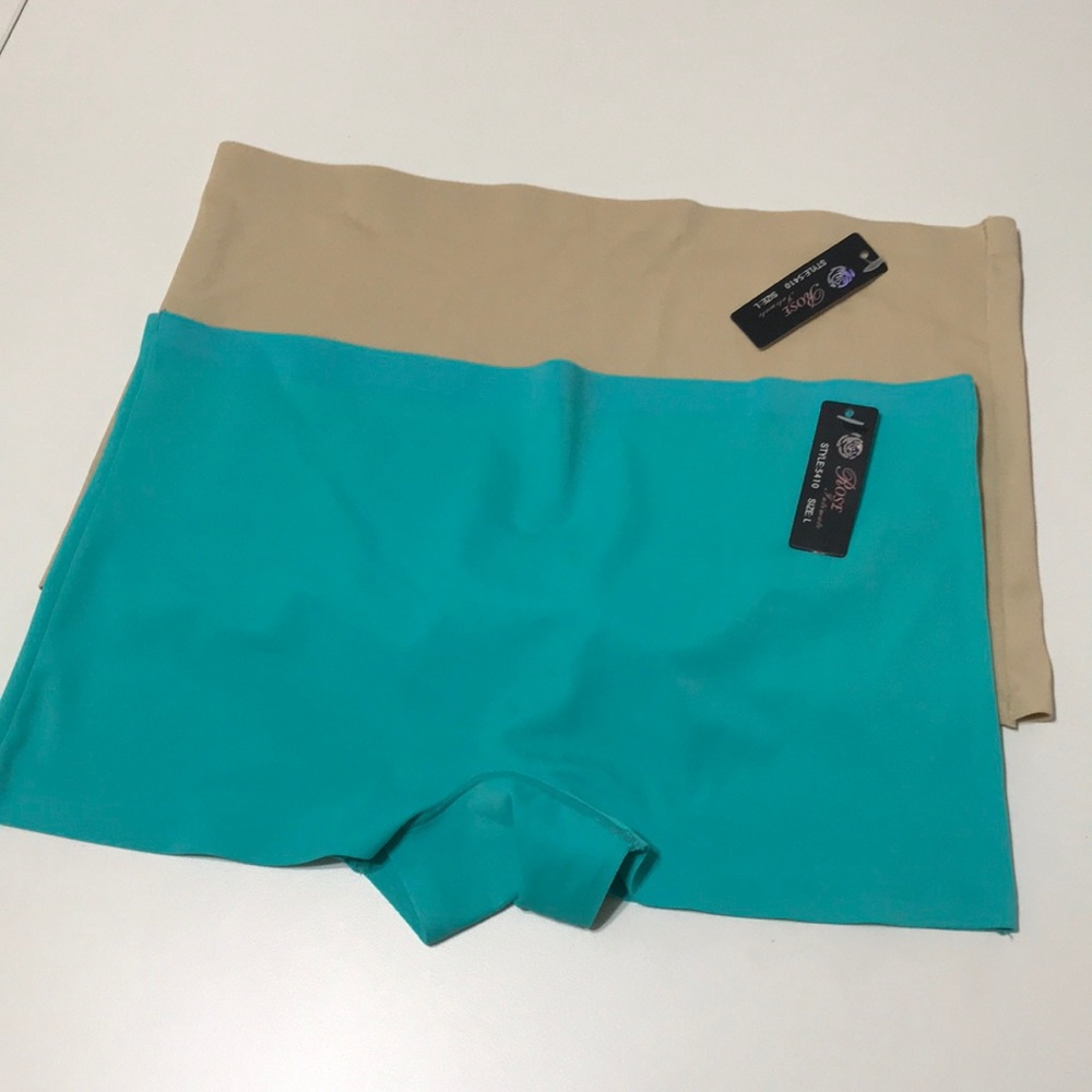 2pc seamless beige & green panties short P7- 21